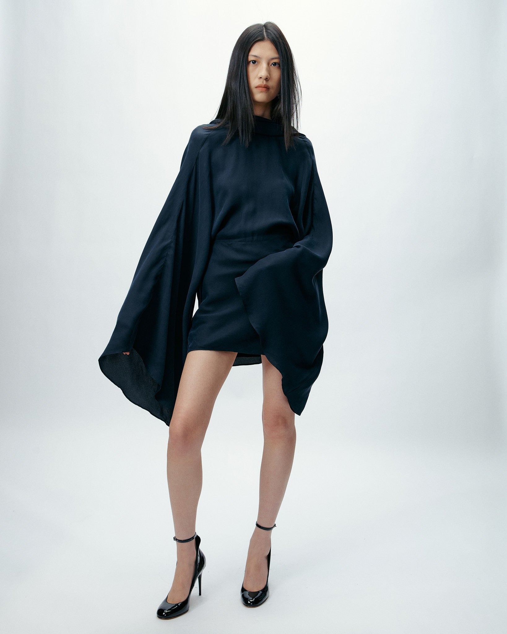 Leo Dress in Black Beauty