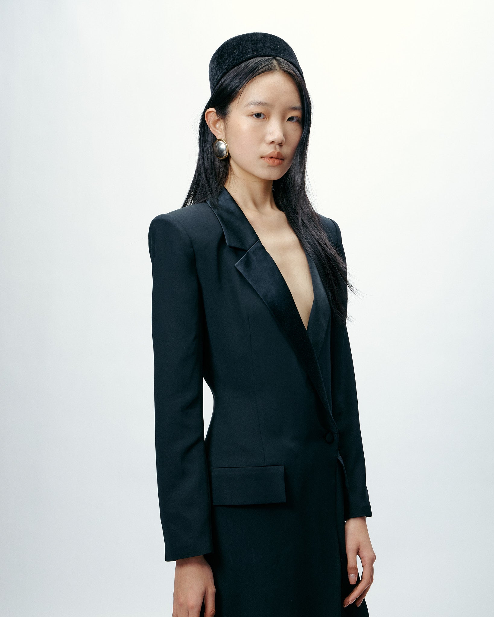 Solaris Dress in Black Beauty