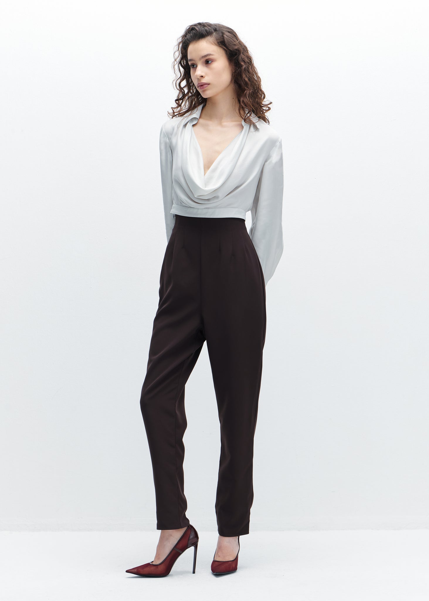 Sofia Top in Solitary Star