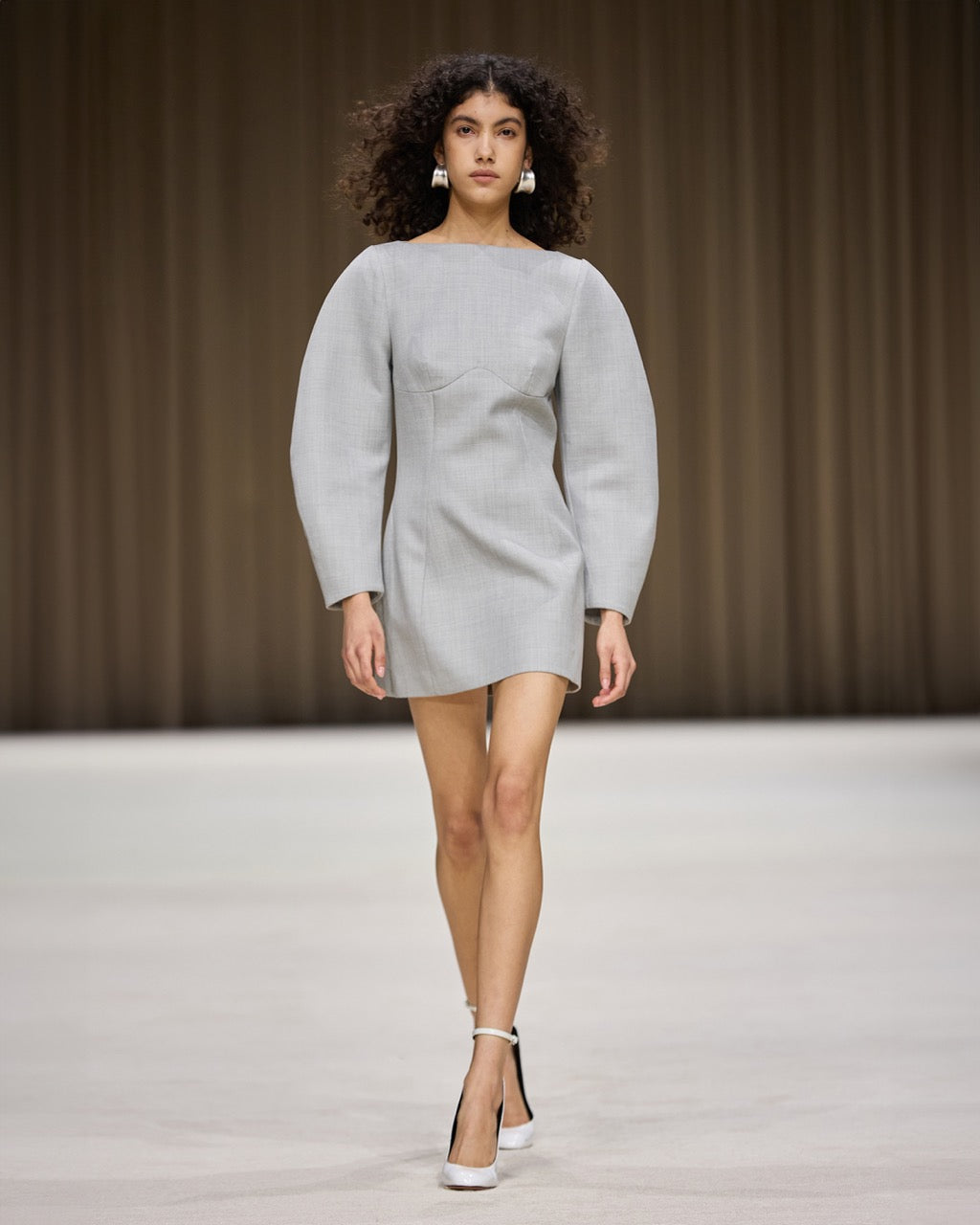 Aries Dress in Light Grey